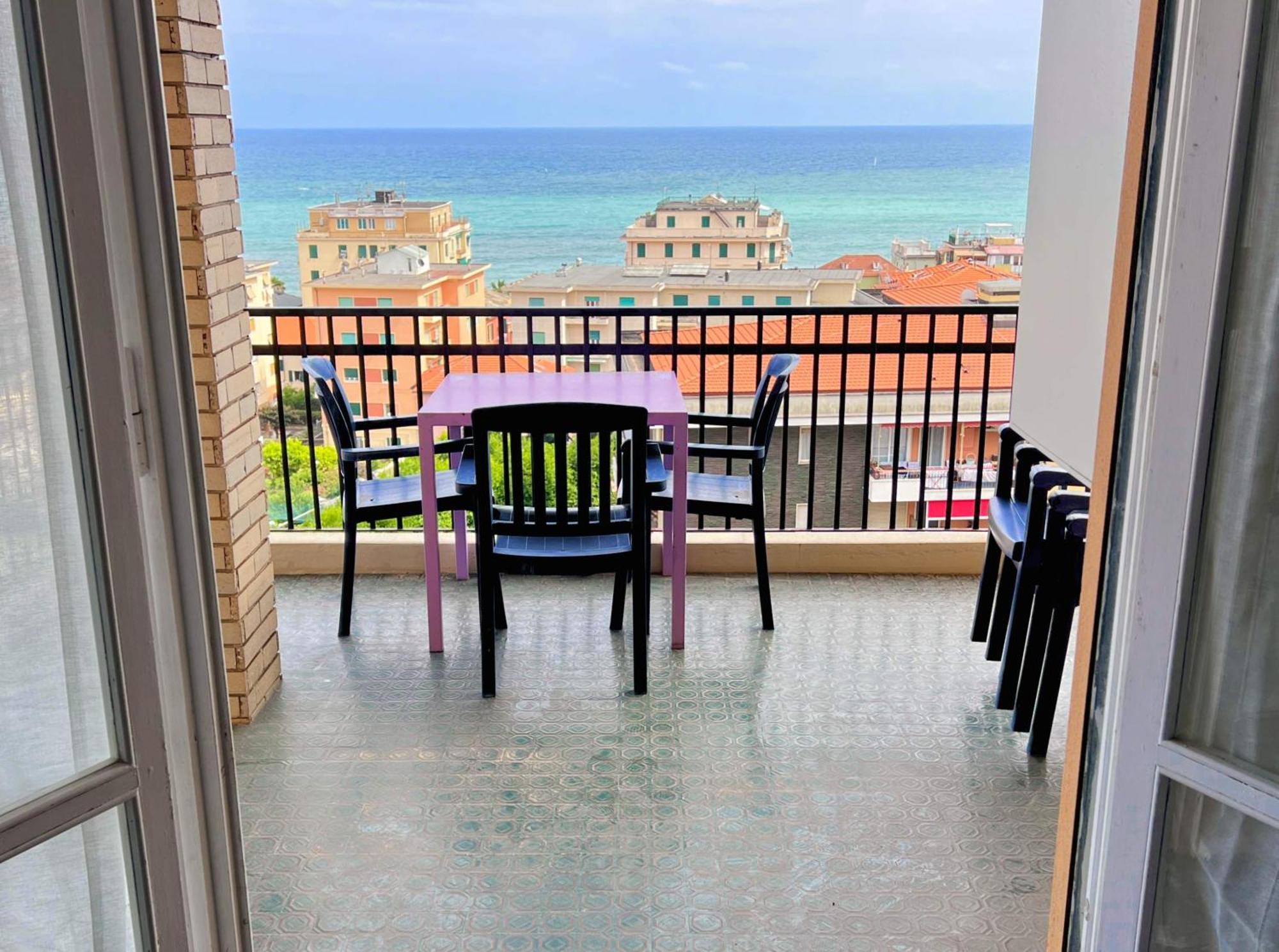 Ampio Appartamento Con Vista Varazze Extérieur photo